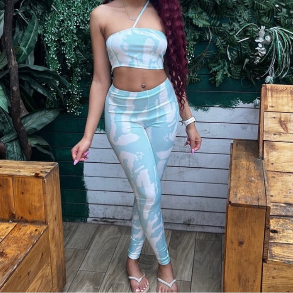 New two piece set